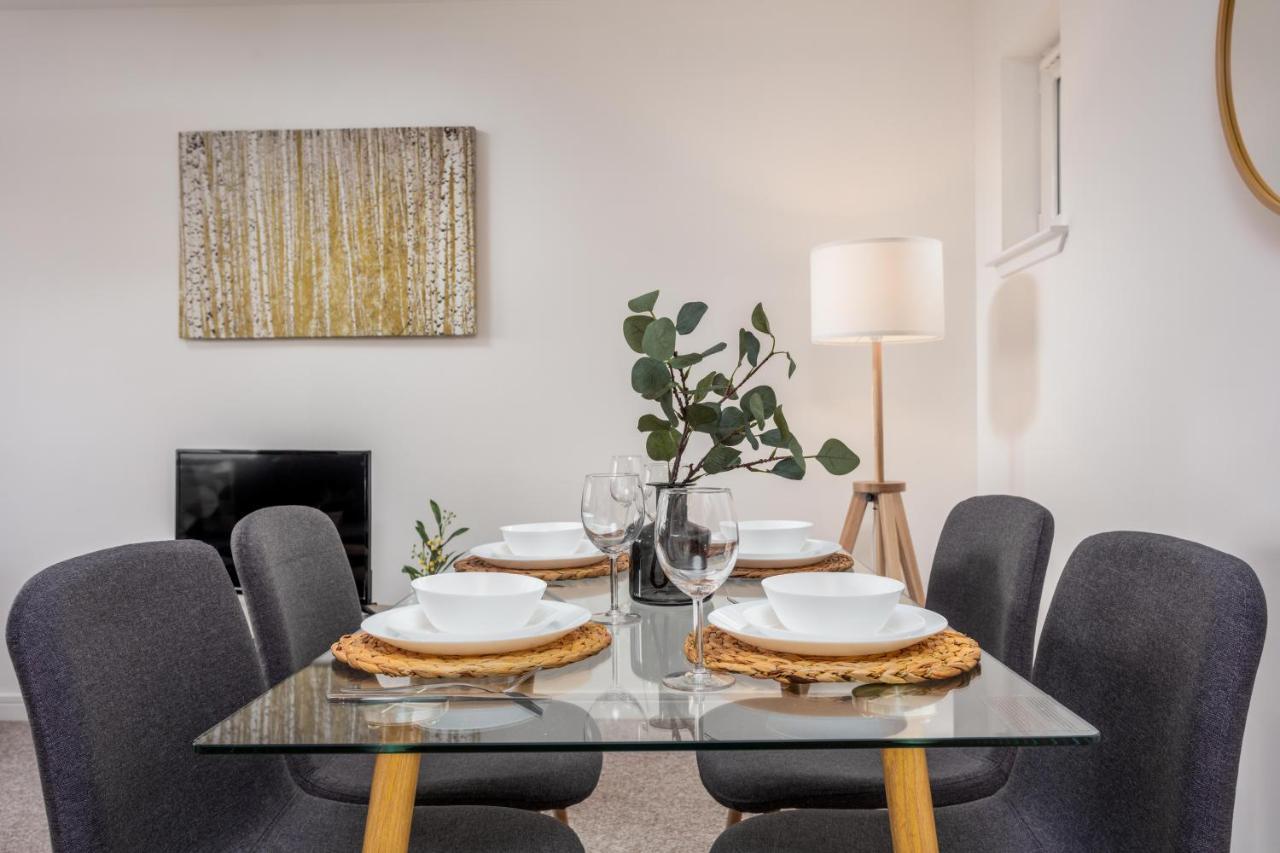 Walker Suite No53 - Donnini Apartments Kilmarnock Exteriér fotografie