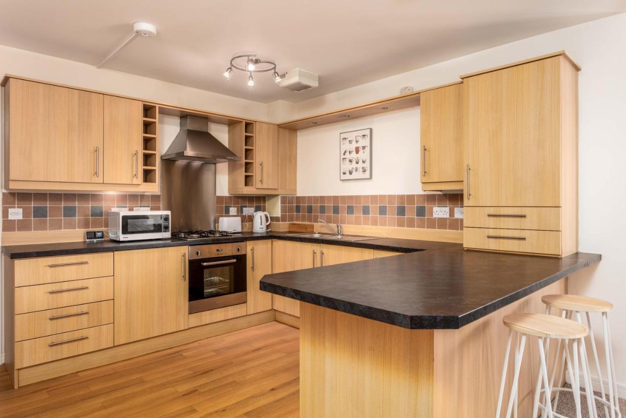 Walker Suite No53 - Donnini Apartments Kilmarnock Exteriér fotografie